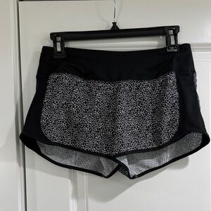 Nike Women's Black and White Patterned Athletic Shorts